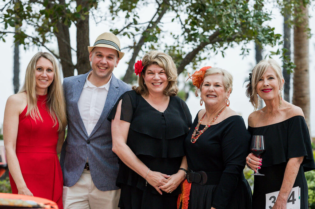 Invitados a la Gala TrueCare Havana Nights